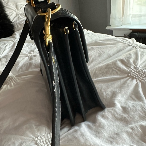 Navy leather top handle purse with gold hardware, cross body purse EUC vintage - Picture 12 of 13